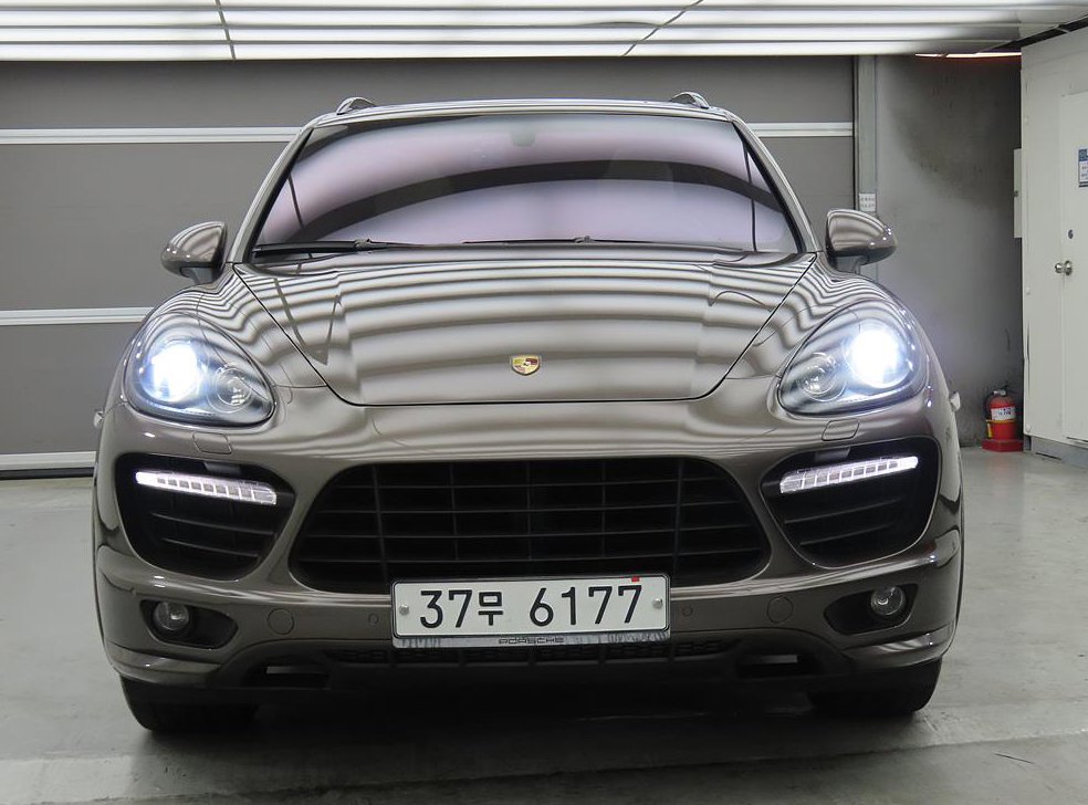 포르쉐 카이엔 4.8 GTS 사진 2