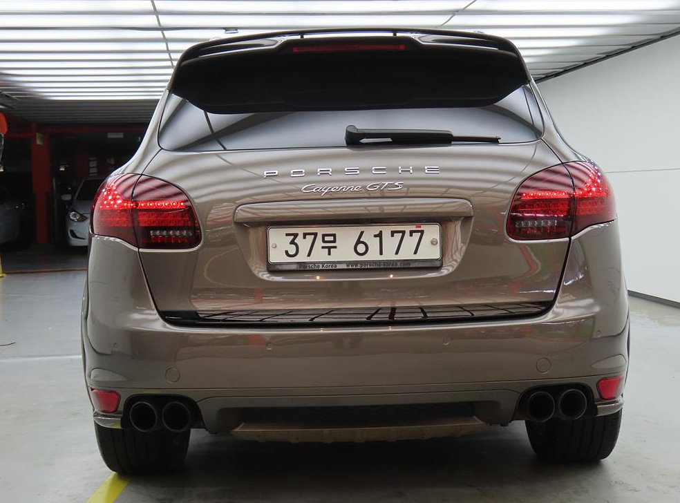 포르쉐 카이엔 4.8 GTS 사진 3