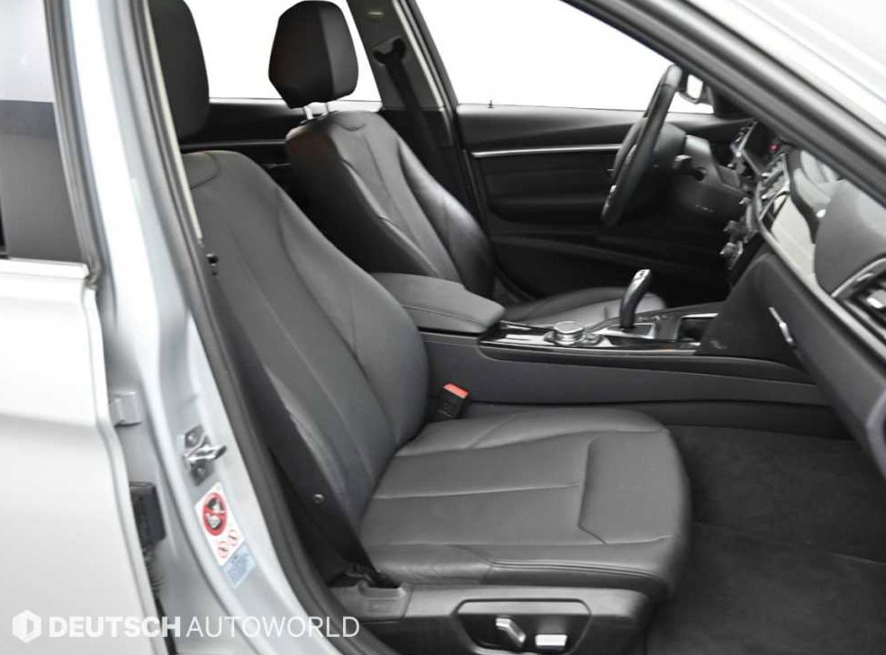 BMW 3시리즈 320i 럭셔리 사진 10