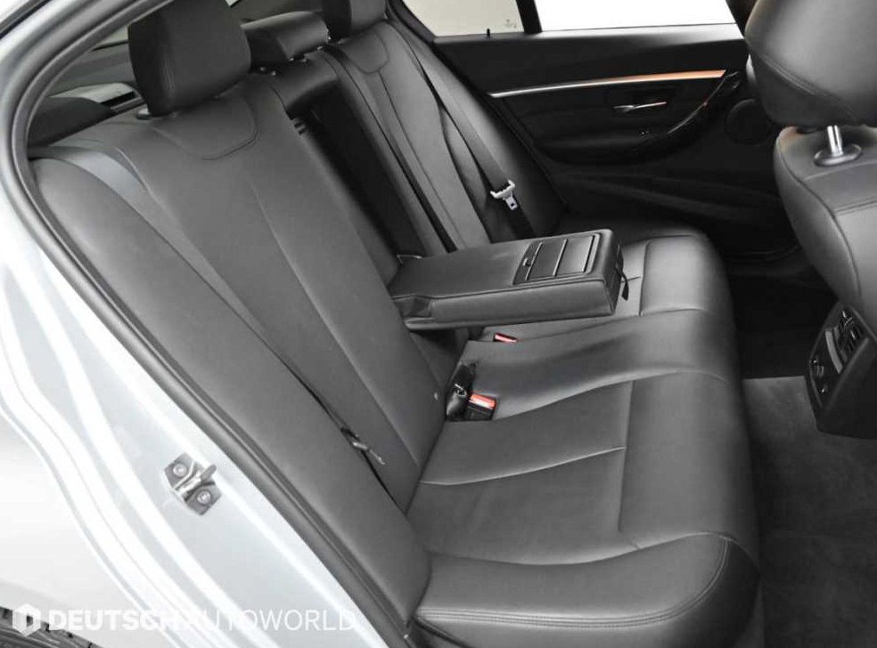 BMW 3시리즈 320i 럭셔리 사진 12