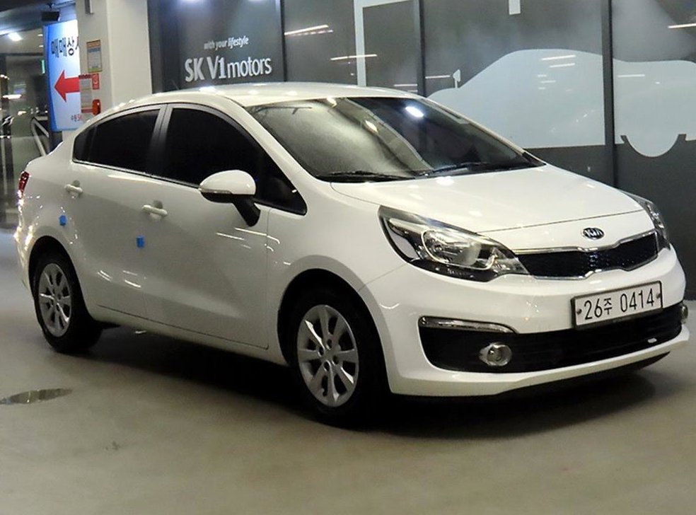 기아 프라이드 4DR 1.4 MPI 트렌디