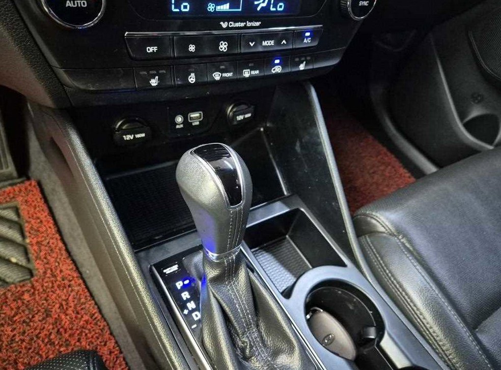 현대 투싼 디젤 1.7 2WD 사진 8