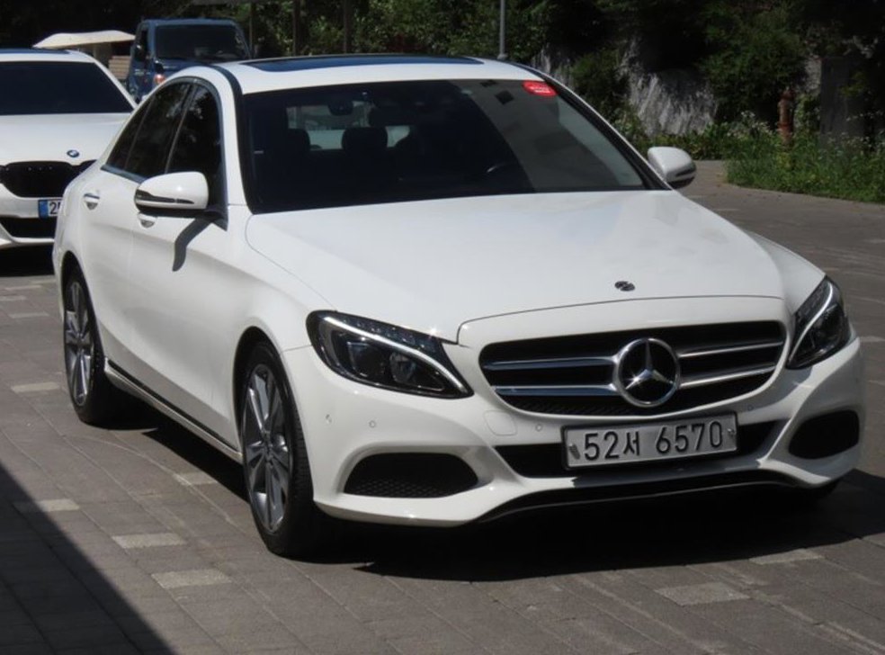 벤츠 C 클래스 C220 d 아방가르드 사진 2