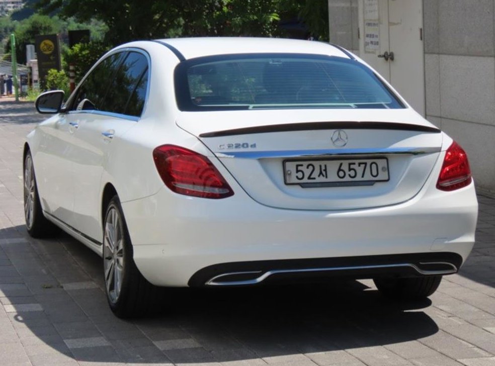 벤츠 C 클래스 C220 d 아방가르드 사진 4