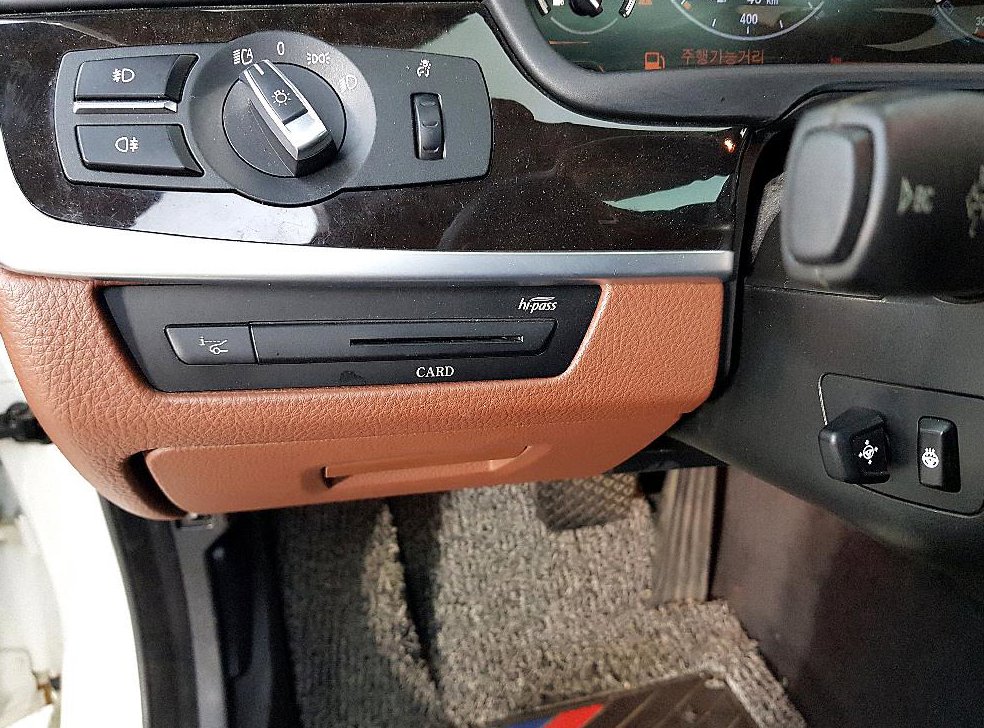 BMW 5시리즈 528i xDrive 사진 10