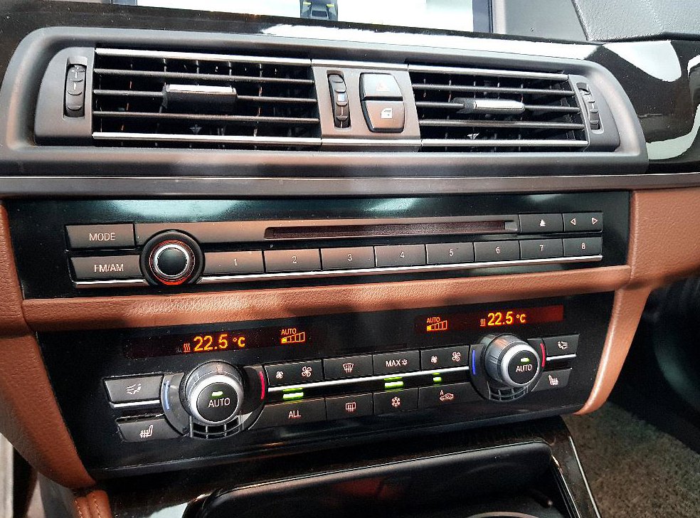 BMW 5시리즈 528i xDrive 사진 11