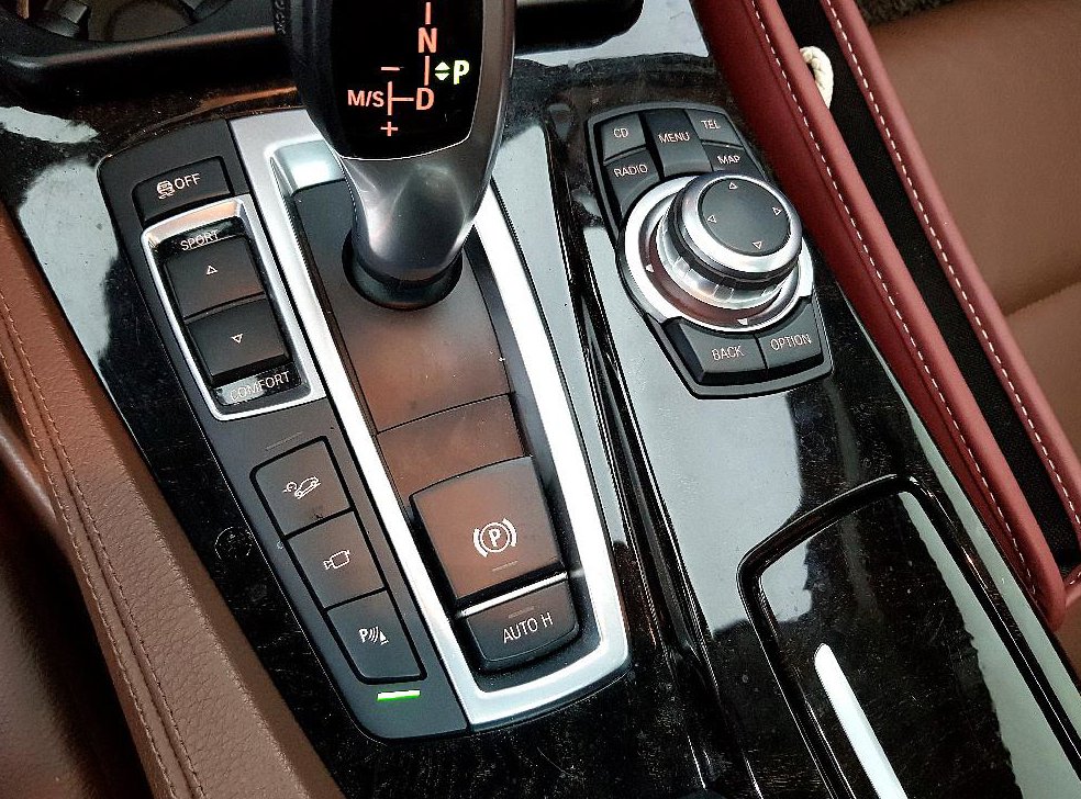BMW 5시리즈 528i xDrive 사진 13