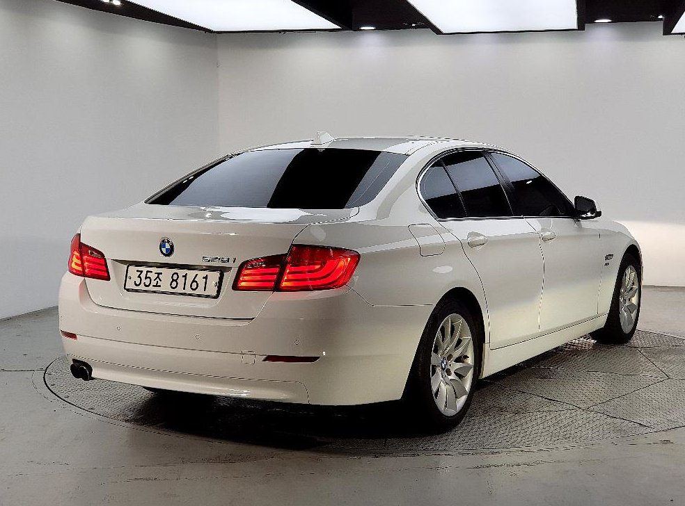 BMW 5시리즈 528i xDrive 사진 4
