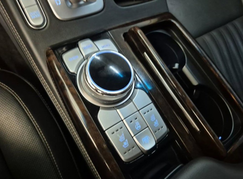 제네시스 G90 3.8 GDI AWD 사진 17
