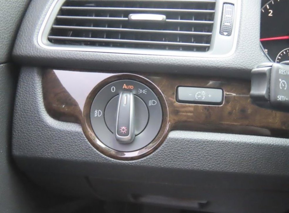 폭스바겐 파사트 2.0 TDI 사진 11