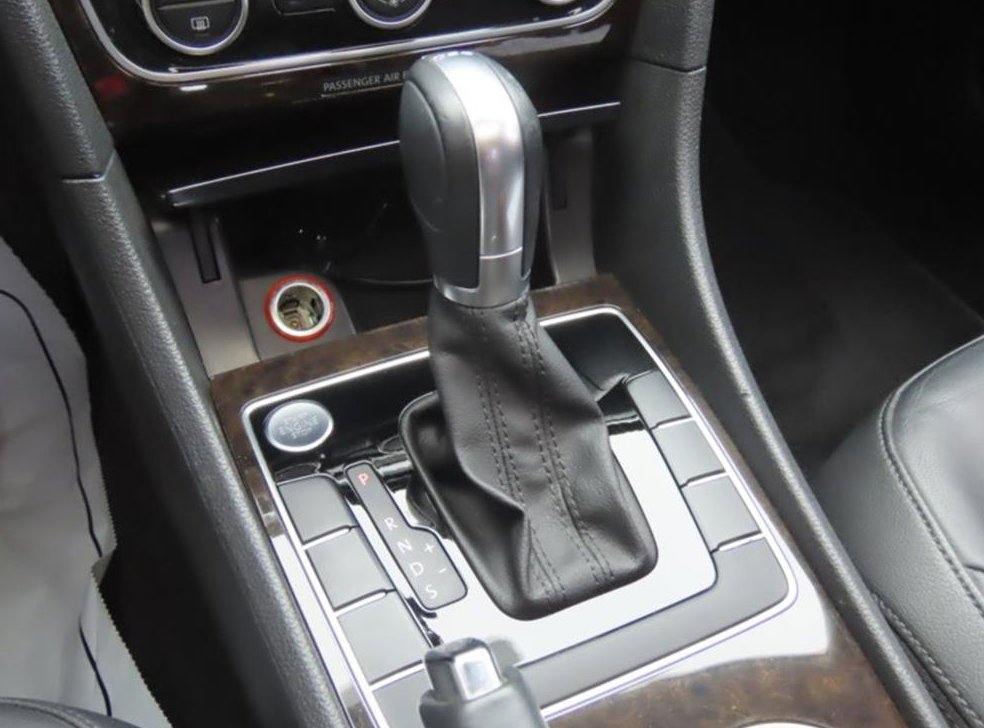 폭스바겐 파사트 2.0 TDI 사진 6