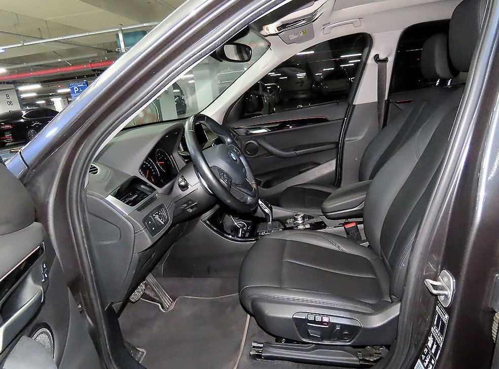 BMW X1 xDrive 20i xLine 스페셜에디션 사진 6