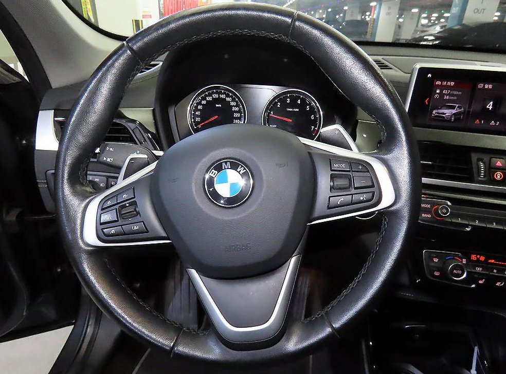 BMW X1 xDrive 20i xLine 스페셜에디션 사진 8