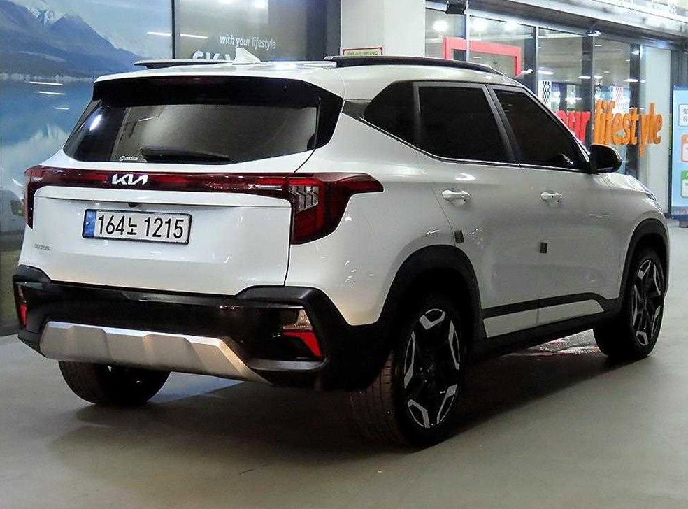 기아 셀토스 가솔린 1.6 터보 2WD 사진 4