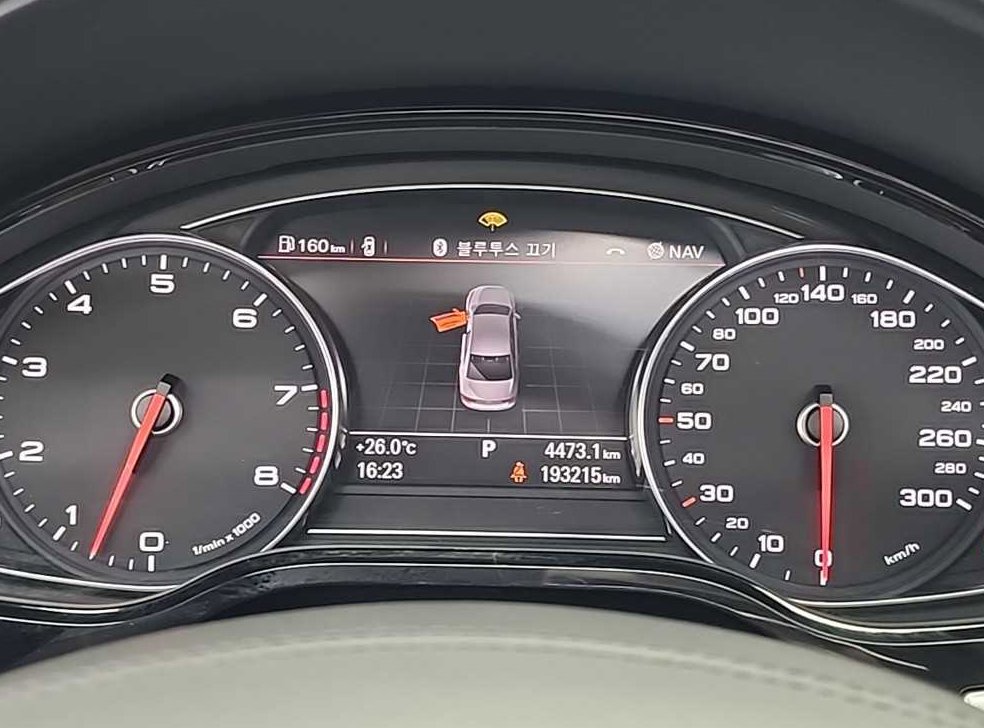 아우디 A8 4.2 FSI 콰트로 LWB 사진 6