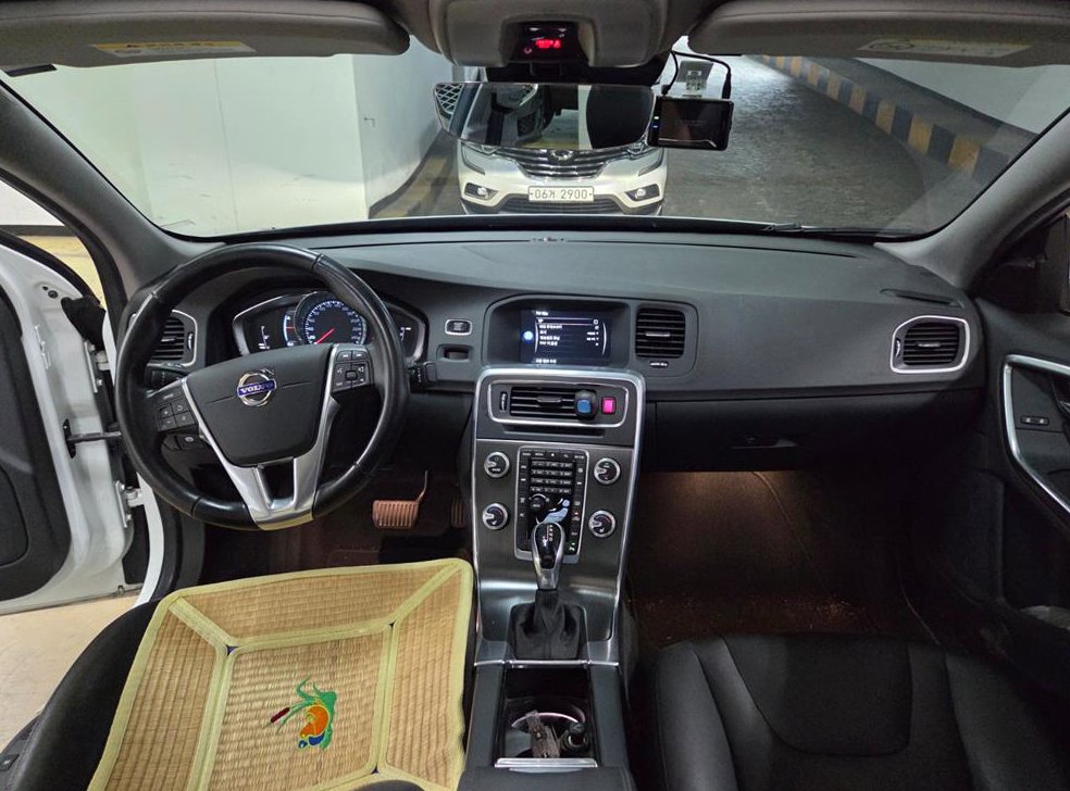 볼보 S60 D3 사진 8