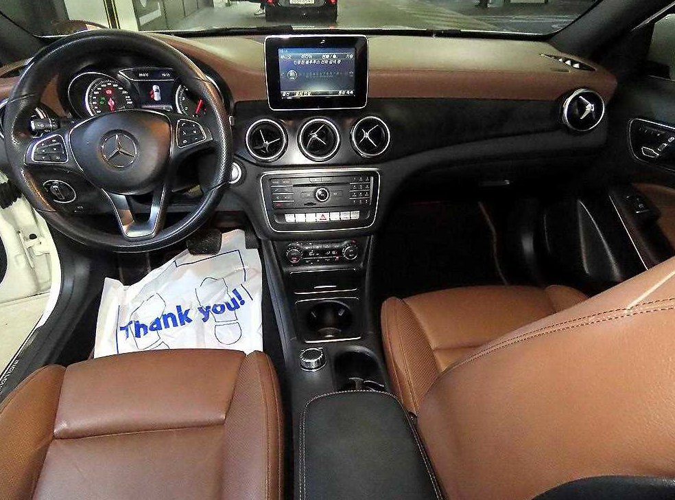 벤츠 GLA 클래스 GLA220 프리미엄 사진 10