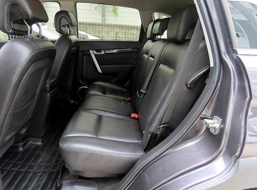 쉐보레 캡티바 2.0 2WD LT 프리미엄 사진 6