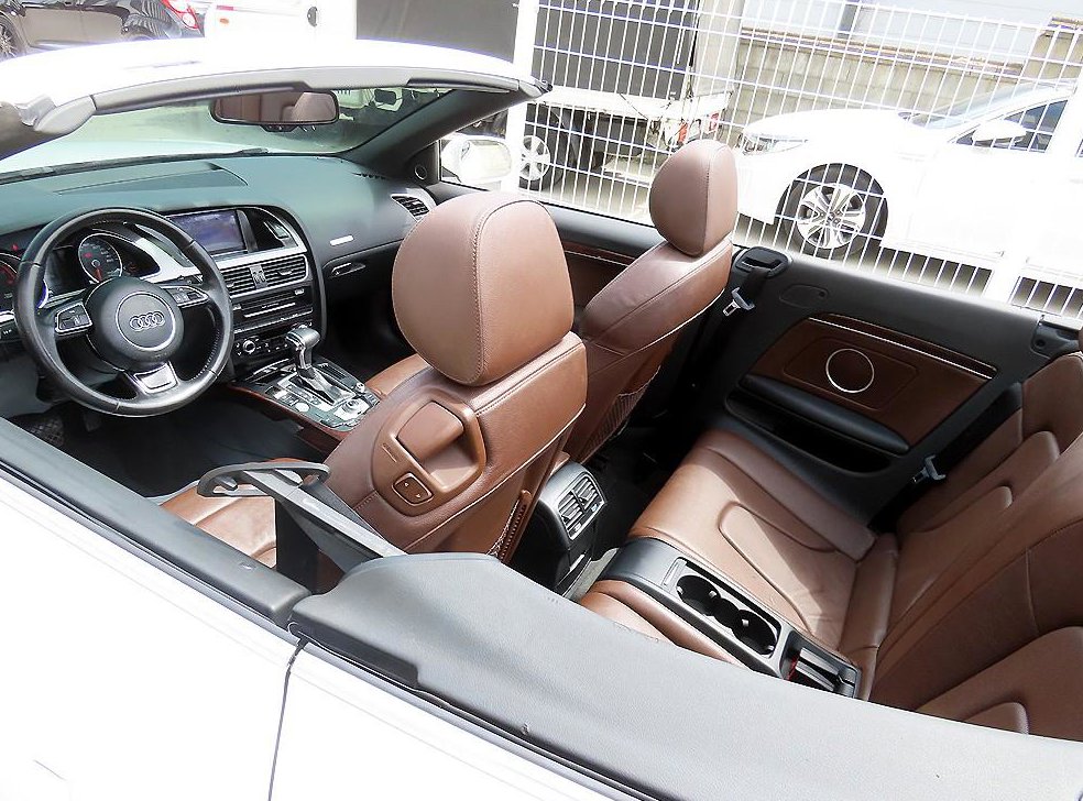 아우디 A5 2.0 TFSI 콰트로 카브리올레 사진 11