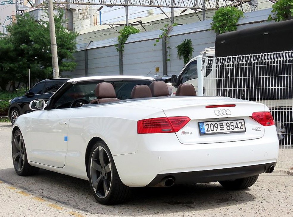 아우디 A5 2.0 TFSI 콰트로 카브리올레 사진 7