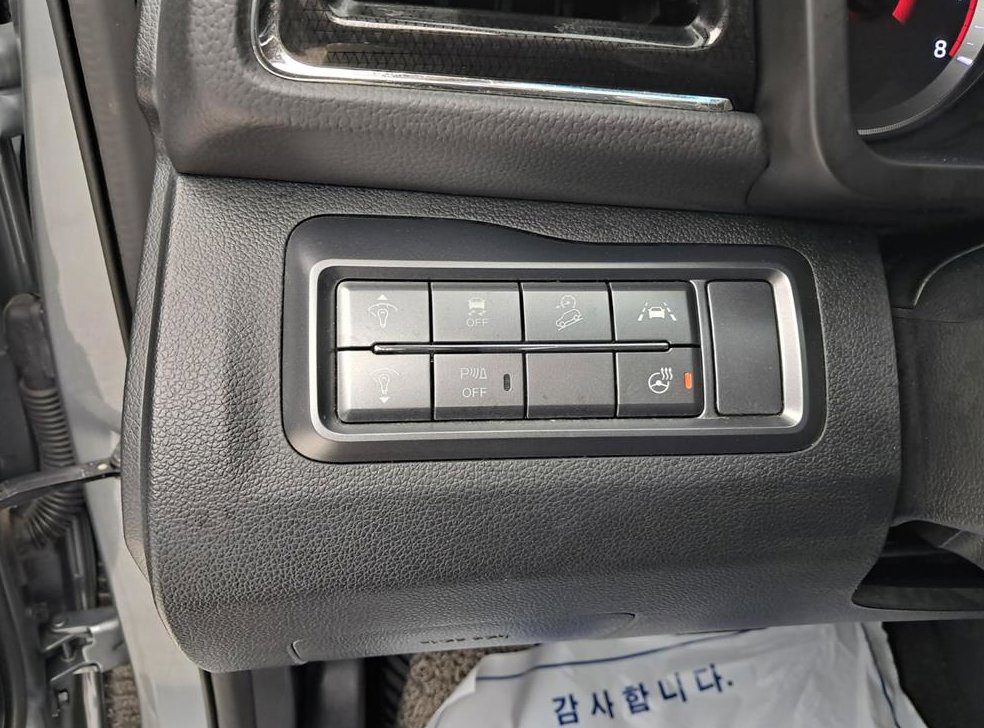 KG모빌리티(쌍용)  티볼리 2WD 가솔린 1.5 사진 13