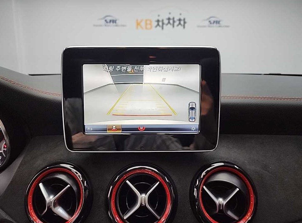 벤츠 CLA 클래스 CLA 45 AMG 4MATIC 사진 15