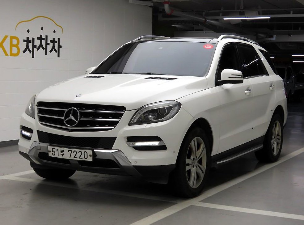 벤츠 M 클래스 ML350 블루텍 4매틱 사진 2