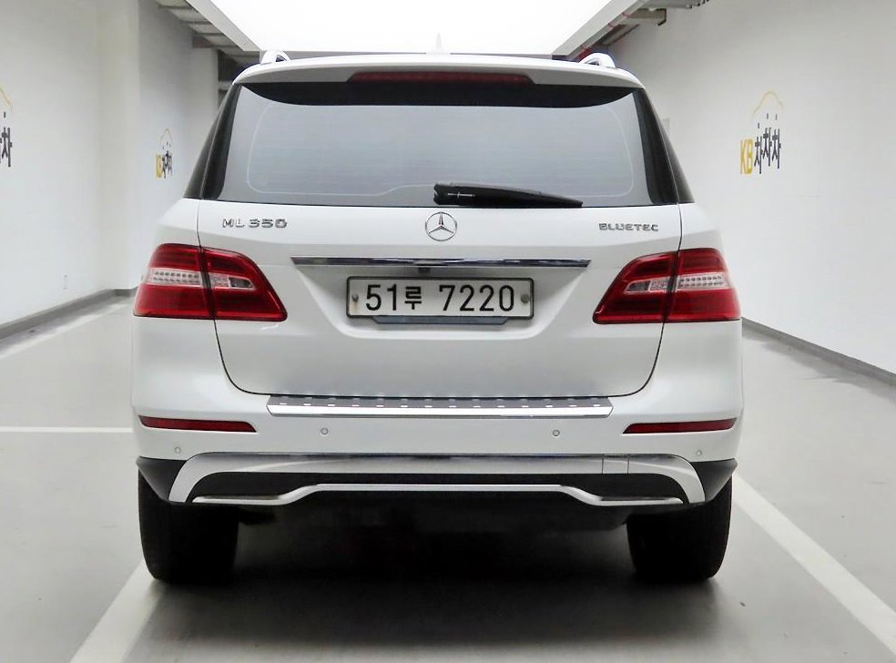 벤츠 M 클래스 ML350 블루텍 4매틱 사진 3