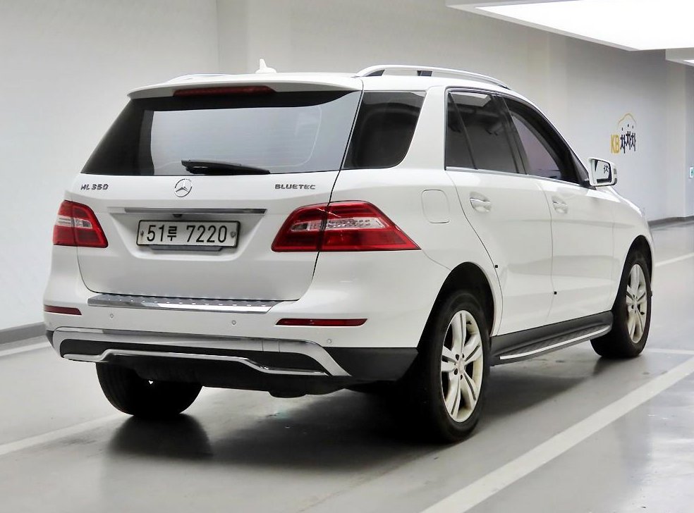 벤츠 M 클래스 ML350 블루텍 4매틱 사진 4