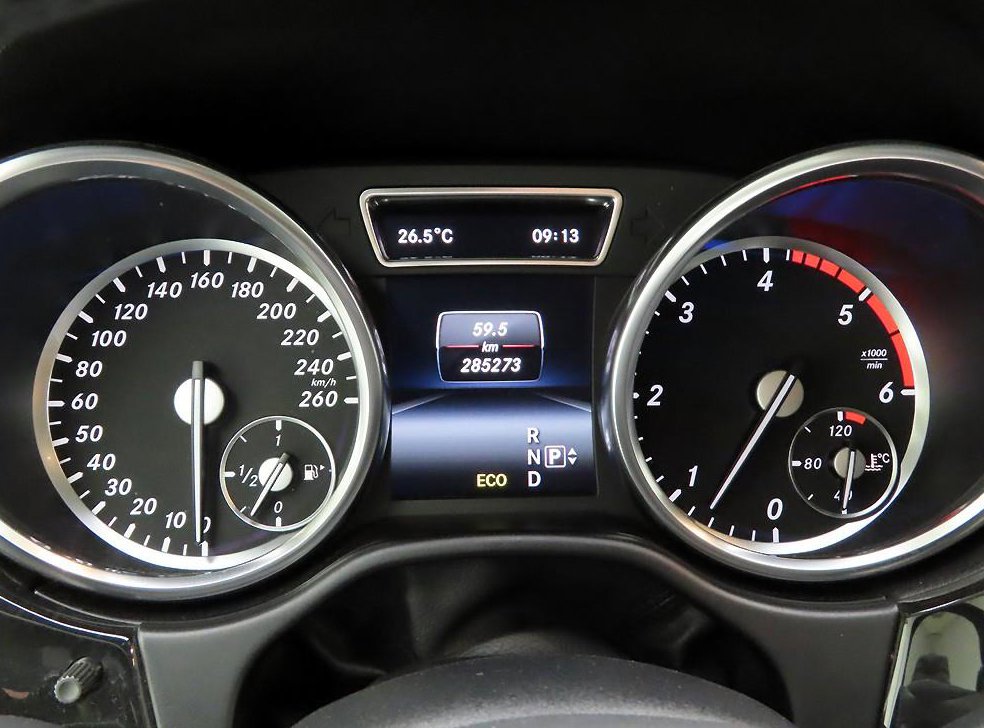 벤츠 M 클래스 ML350 블루텍 4매틱 사진 5