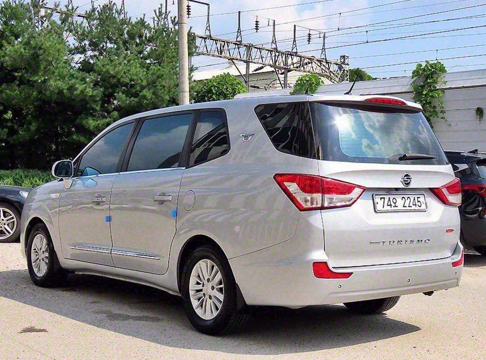 KG모빌리티(쌍용)  코란도 2WD LT 사진 3