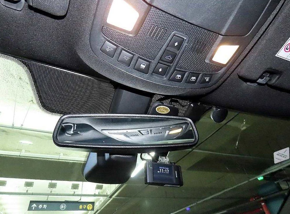 링컨 MKC 2.0 AWD 사진 14