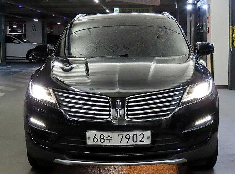 링컨 MKC 2.0 AWD 사진 2