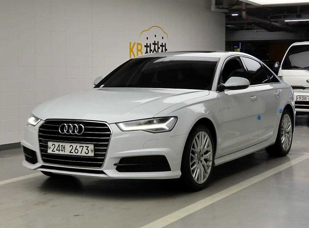아우디 A6 40 TFSI 사진 2