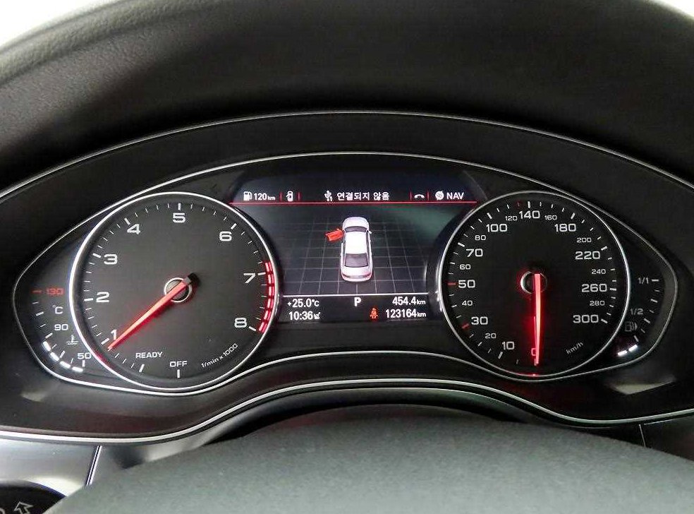 아우디 A6 40 TFSI 사진 5