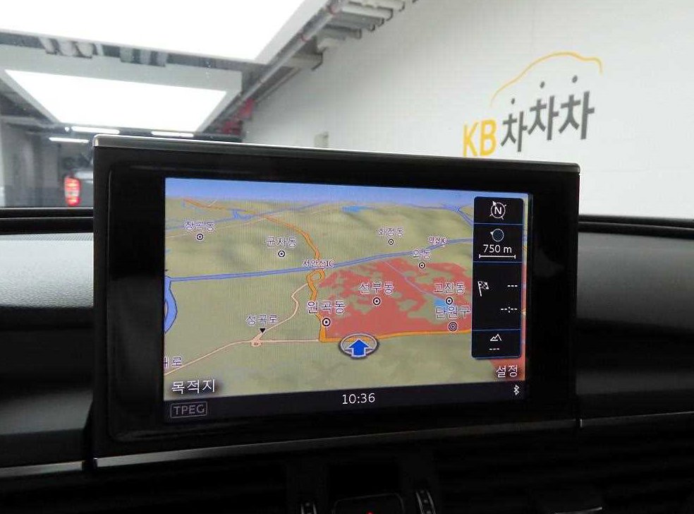 아우디 A6 40 TFSI 사진 8