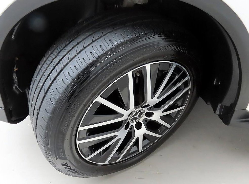 벤츠 GLC 클래스 GLC 300 e 4MATIC 사진 19
