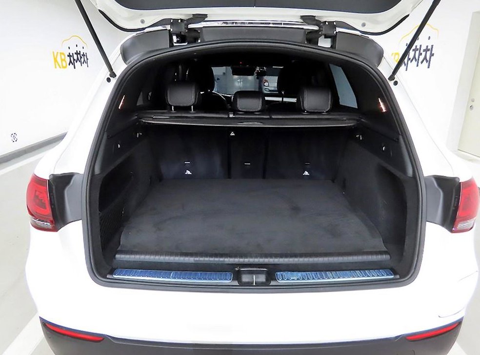 벤츠 GLC 클래스 GLC 300 e 4MATIC 사진 5