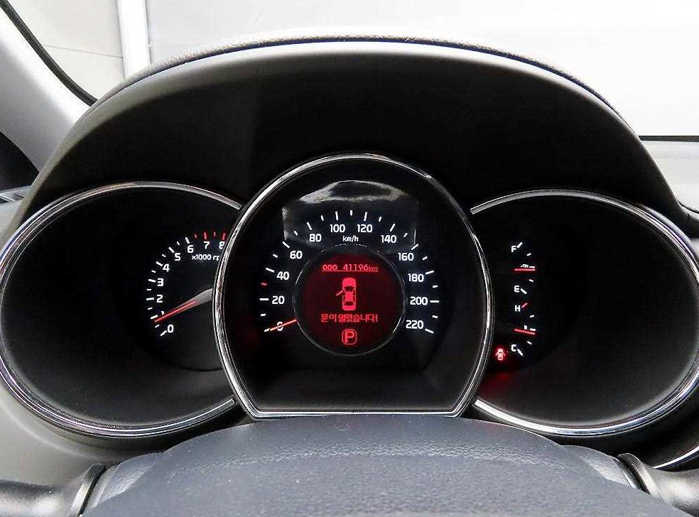 기아 프라이드 5DR 1.6 GDI 프레스티지 사진 8