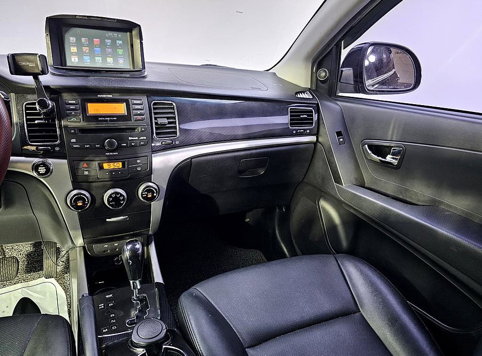 KG모빌리티(쌍용)  코란도 CLUBBY 2WD 사진 10