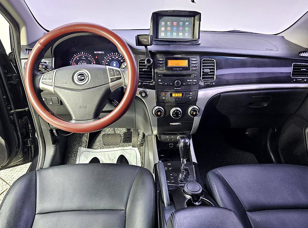 KG모빌리티(쌍용)  코란도 CLUBBY 2WD 사진 5
