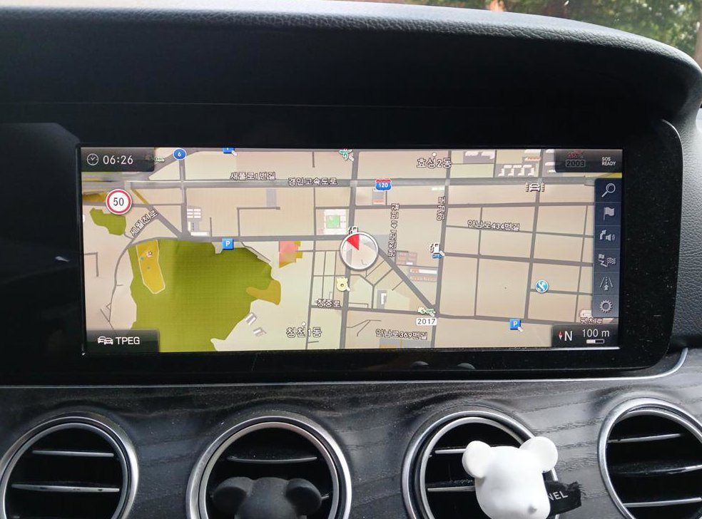 벤츠 E 클래스 E220d 아방가르드 사진 15