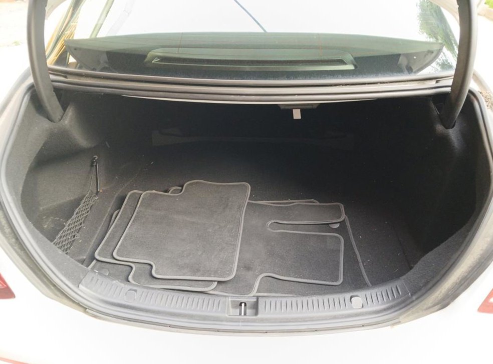 벤츠 E 클래스 E220d 아방가르드 사진 18