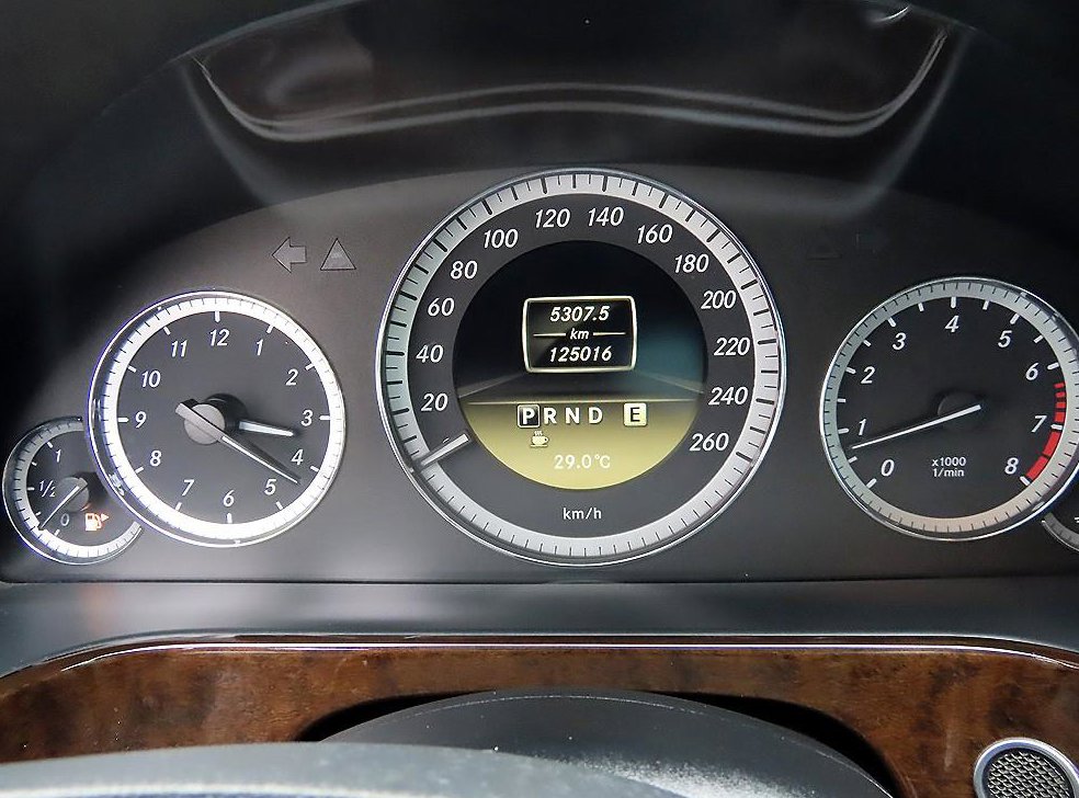 벤츠 E 클래스 E200 CGI 사진 9