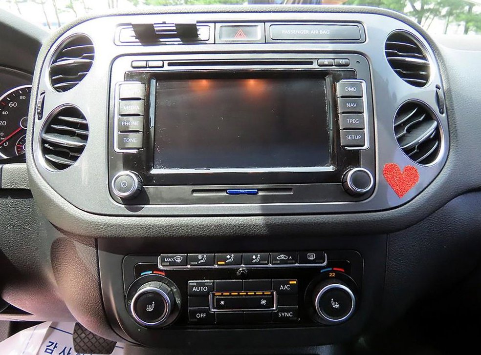 폭스바겐 티구안 2.0 TDI 프리미엄 사진 13