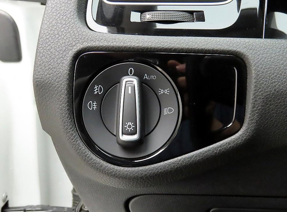 폭스바겐 골프 2.0 TDI 사진 12