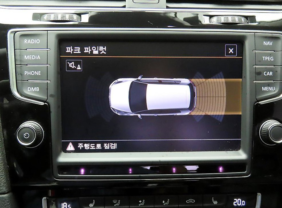 폭스바겐 골프 2.0 TDI 사진 15