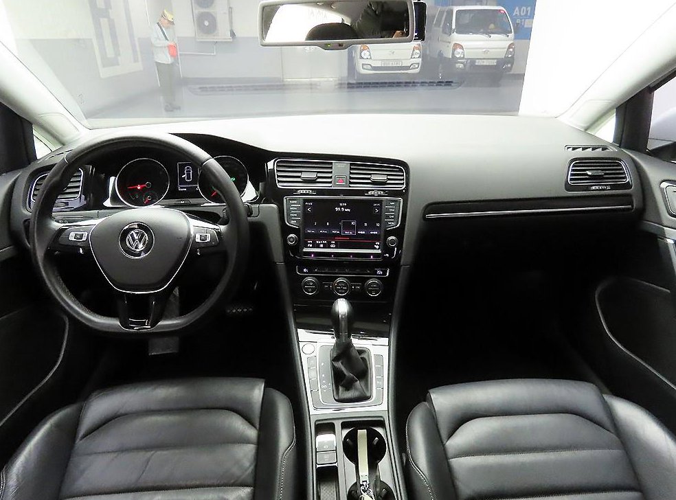 폭스바겐 골프 2.0 TDI 사진 8