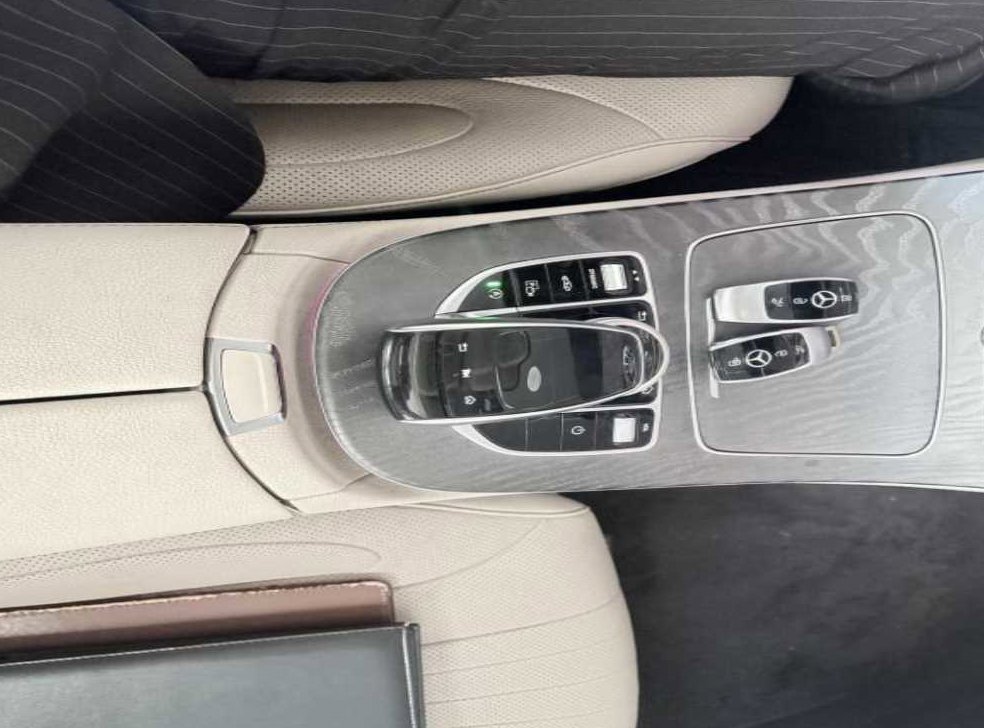 벤츠 CLS 클래스 CLS 400d 4MATIC 사진 13