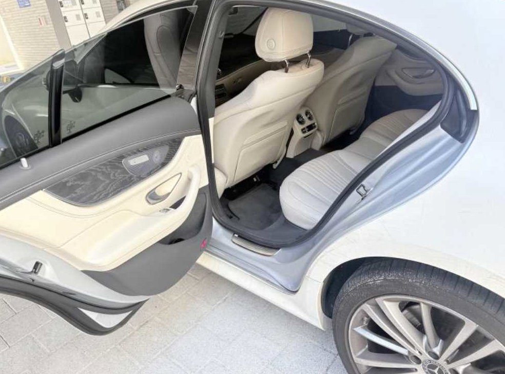 벤츠 CLS 클래스 CLS 400d 4MATIC 사진 15